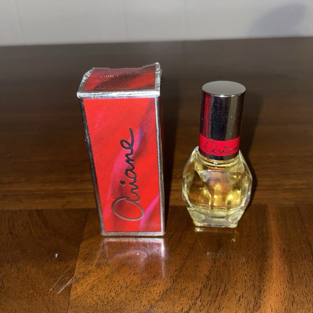 VINTAGE AVON Ariane Ultra Cologne .33 fl. oz. - Picture 3 of 7